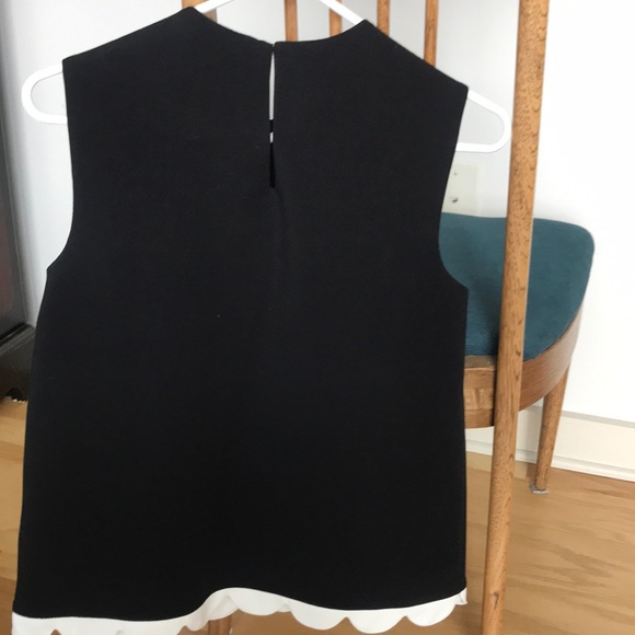 Scallop blouse - Picture 3 of 3